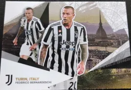 juventus-topps-2021-2022-turin-bernardeschi