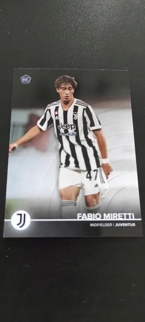 juventus-topps-2021-2022-miretti