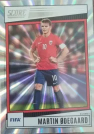 score-2023-panini-laser-parallel-odegaard