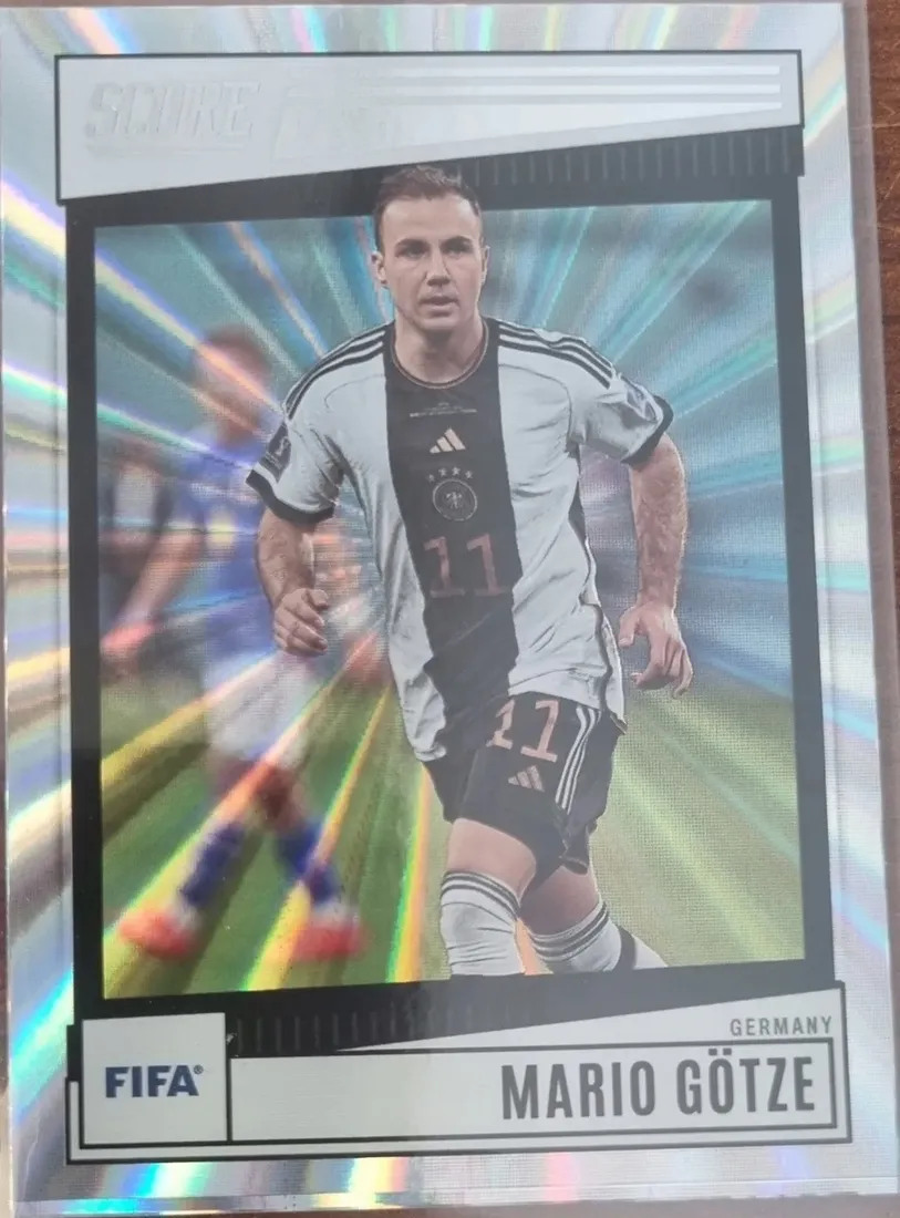score-2023-panini-laser-parallel-mario-gotze