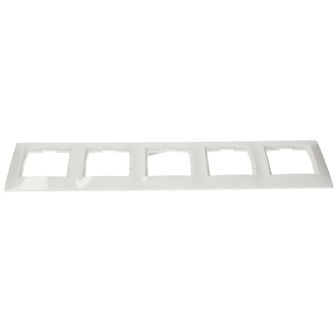 simon54-ramka-na-5-moduly-dr5-11-bialy