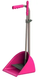 uchwyt-do-montazu-na-scianie-zestawu-do-sprzatania-w-stajni-mistboy-kerbl