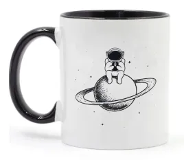 kubek-bialy-czarne-dno-dmp-kosmos-01
