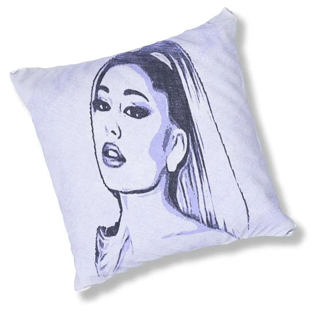 poduszka-fullpriint-pdm-arianagrande1-prezent