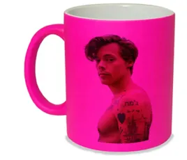 kubek-neon-rozowy-prezent-pdm-harry8