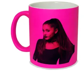 kubek-neon-rozowy-prezent-pdm-arianagrande10