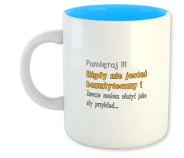 kubek-bialy-niebieskie-dno-wmp-smieszneteksty-01