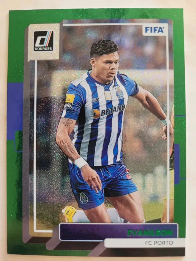 panini-donruss-2022-23-evanilson