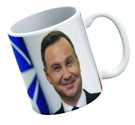 kubek-bialy-fullprint-jmp-duda2-prezent