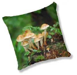 poduszka-fullprint-jmp-grzyby3-prezent