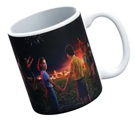 kubek-bialy-fullprint-jmp-stranger-things8-prezent
