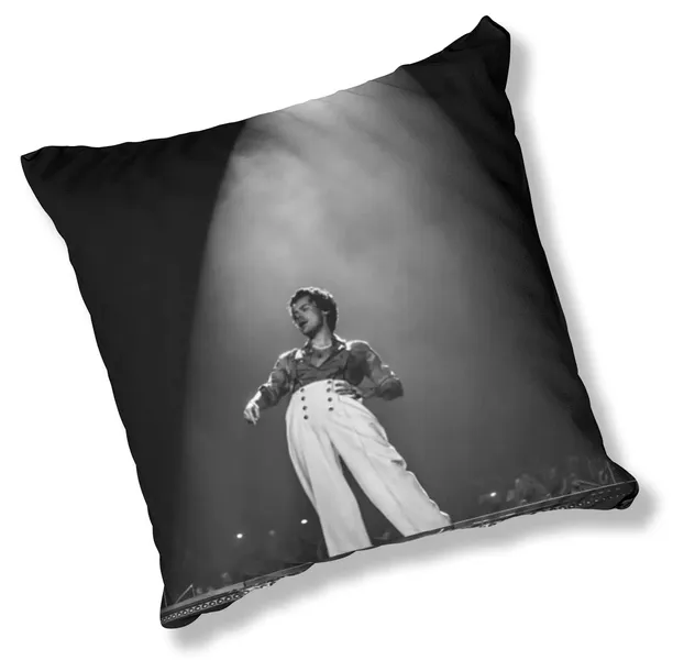 poduszka-fullprint-jmp-harry-styles-prezent