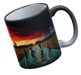 kubek-czarny-magic-fp-jmp-stranger-things6-prezent