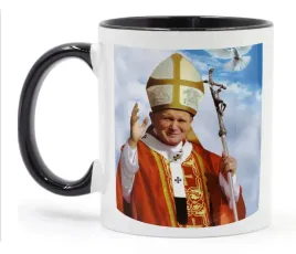 kubek-bialy-czarne-dno-jmp-jpii-04