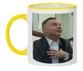 kubek-bialy-zolte-brzegi-jmp-duda-03