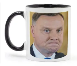 kubek-bialy-czarne-dno-jmp-duda-06