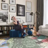 nowoczesna-niebieska-pufa-glebokosc-mebla-97-cm