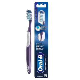 szczoteczka-manualna-do-zebow-oral-b-pro-clean-clinical-cross-action-medium