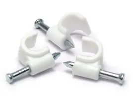 uchwyt-do-kabli-z-gwozdziem-6mm-50szt-flop-6mm