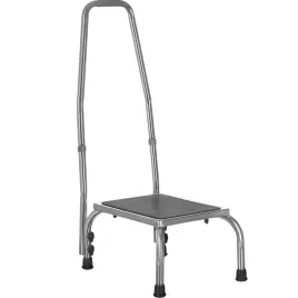 stopien-z-porecza-stabilny-schodek-do-wanny-antyposlizgowy-dla-seniora