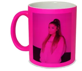 kubek-neon-rozowy-prezent-imp-ariana-02