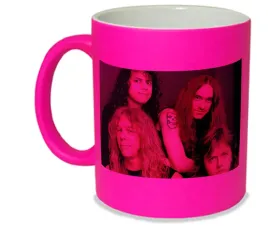 kubek-neon-rozowy-prezent-imp-metallica-08