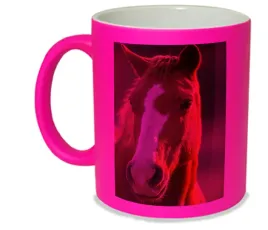 kubek-neon-rozowy-prezent-imp-konie-01