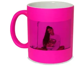 kubek-neon-rozowy-prezent-imp-ariana-04