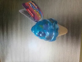 laleczka-w-lodzie-lod-niespodzianka-niebieski