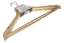 komplet-3-wieszakow-drewnianych