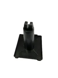 uchwyt-z-tworzywa-h105mm-do-prowadzenia-drutu-odgromowego