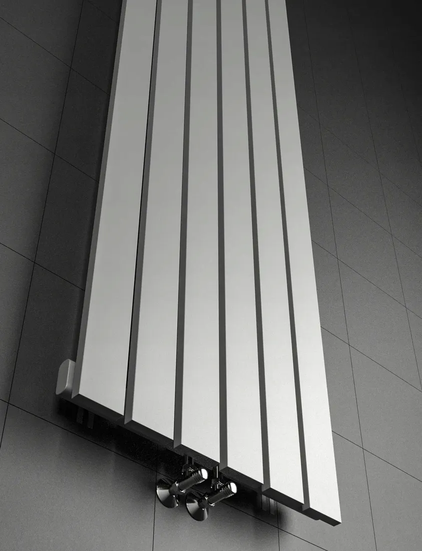 grzejnik-dekoracyjny-panelowy-180x45-srebrny-stan-nowy