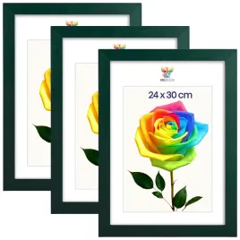 zestaw-3-szt-ramek-na-zdjecia-24-x-30-cm-zielonych-drewnianych