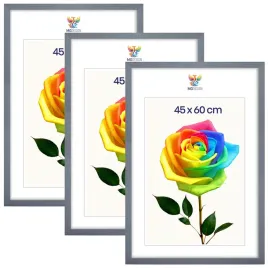 zestaw-3-szt-ramek-na-zdjecia-45-x-60-cm-szarych-drewnianych