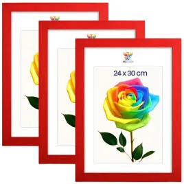 zestaw-3-szt-ramek-na-zdjecia-24-x-30-cm-czerwonych-drewnianych