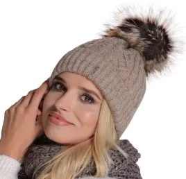 damska-zimowa-czapka-z-dodakiem-welny-na-polarze-pompon-latte-c17