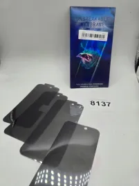 folia-ochronna-na-telefon-prywatyzujaca-iphone-15-plus-4-szt-8137