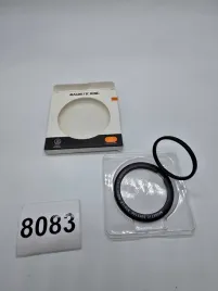 magnetyczny-uchwyt-do-telefonu-8083