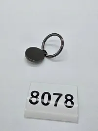 przyklejany-maly-uchwyt-do-telefonu-na-palec-8078