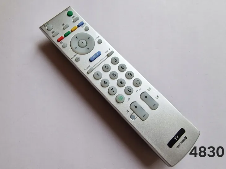pilot-do-telewizora-4830-37