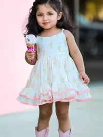 sukienka-dziewczeca-rozkloszowana-biala-z-falbankami-na-ramiaczkach-104