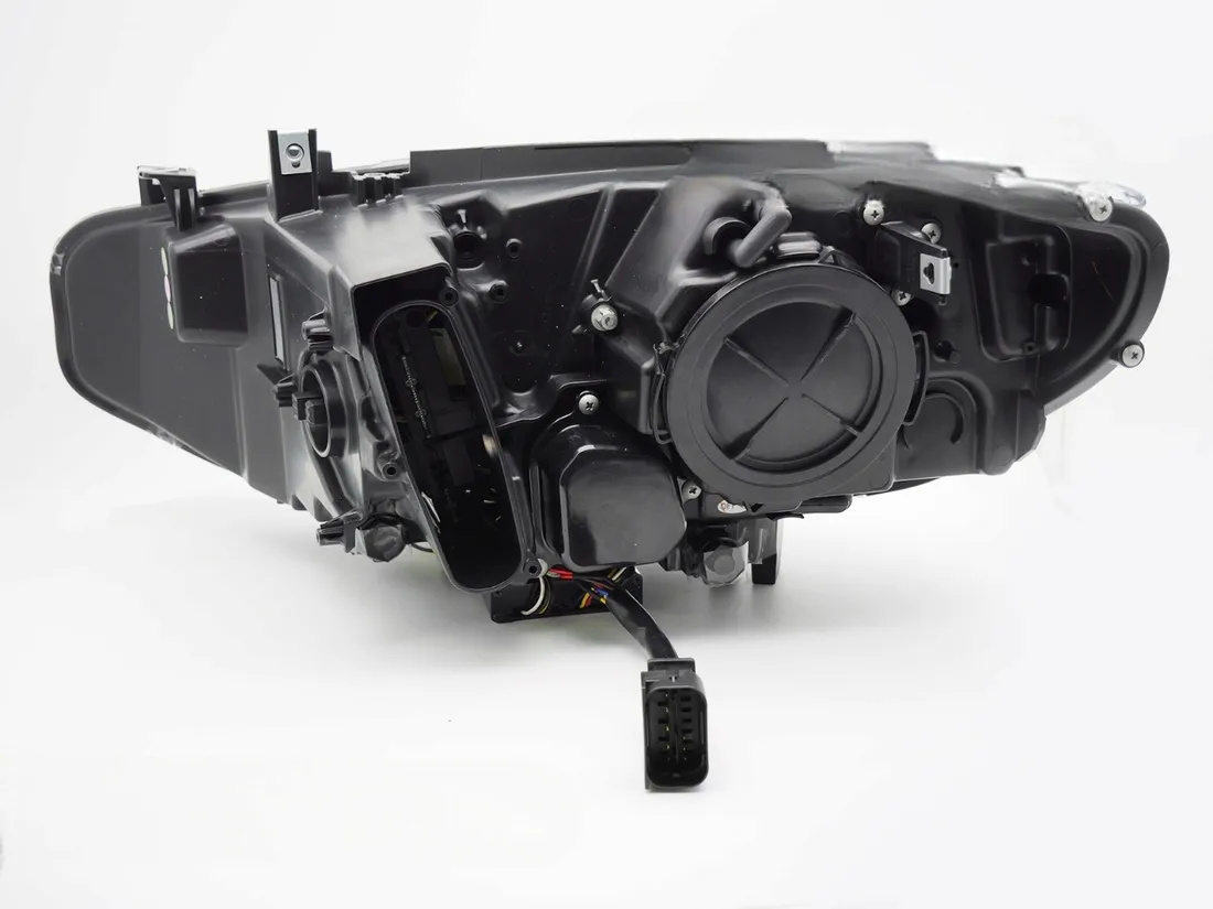 lampy-przednie-xenon-d1s-reflektory-led-black-bmw-seria-4-f32-f33-2013-2017