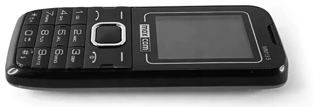 nowy-telefon-maxcom-mm135-light-czarno-niebieski