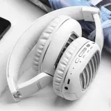 sluchawki-bezprzewodowe-bluetooth-gaming-w23-biale-waga-z-opakowaniem-0-3-kg