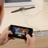 bezprzew-ladowarka-do-apple-watch-kabel-lightning-liczba-urzadzen-ladowanych-jednoczesnie-2