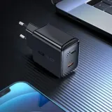 ladowarka-sieciowa-usb-typ-c-30w-czarna-kod-producenta-uchwyt-na-telefon