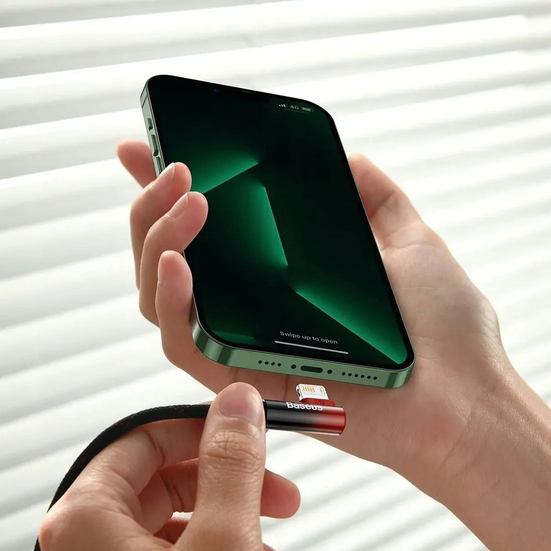 kabel-boczny-usb-lightning-1m-czerwony-stan-nowy