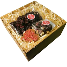 zestaw-upominkowy-kosz-prezentowy-dla-mamy-giftbox