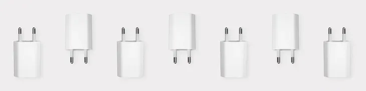 ladowarka-sieciowa-iphone-usb-2a-1x-usb-marka-uniwersalna