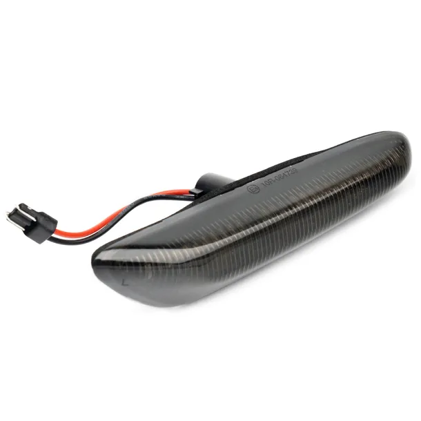 kierunkowskazy-dynamiczne-led-migacze-plywajace-bmw-e46-e60-e90-e92-e81-e87
